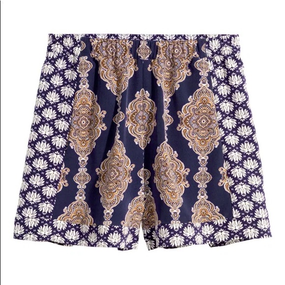 H&M Pants - H&M High Waisted Flowy Mandela Print Shorts